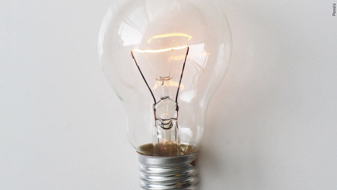 Incandescent Light Bulbs No Longer on Market Under New Energy Rules