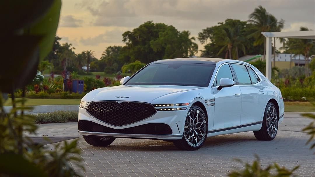 2023 Genesis G90 3.5T: Balanced and Enlightened Luxury