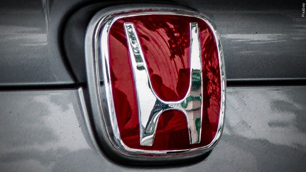Honda emblem.
