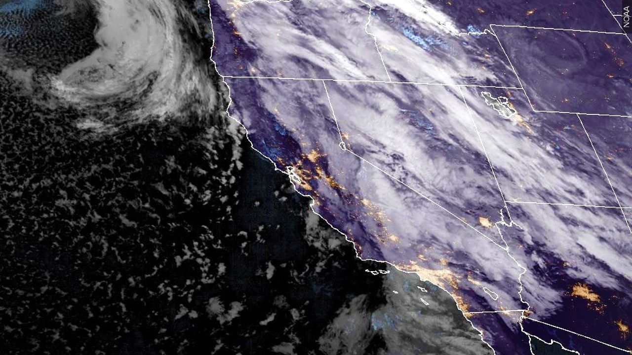 Second AtmosphericRiver Barrage Invades California, Cutting Power