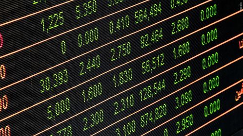 Wall Street Rises to Recover Some of its Losses